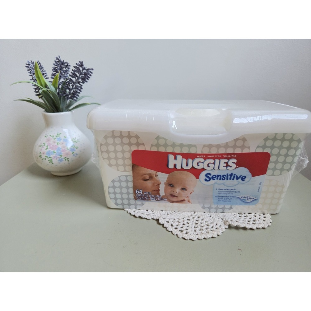 Huggies Sensitive Baby Wipes 64ct Factory Sealed Vintage 2010 NOS Tub
